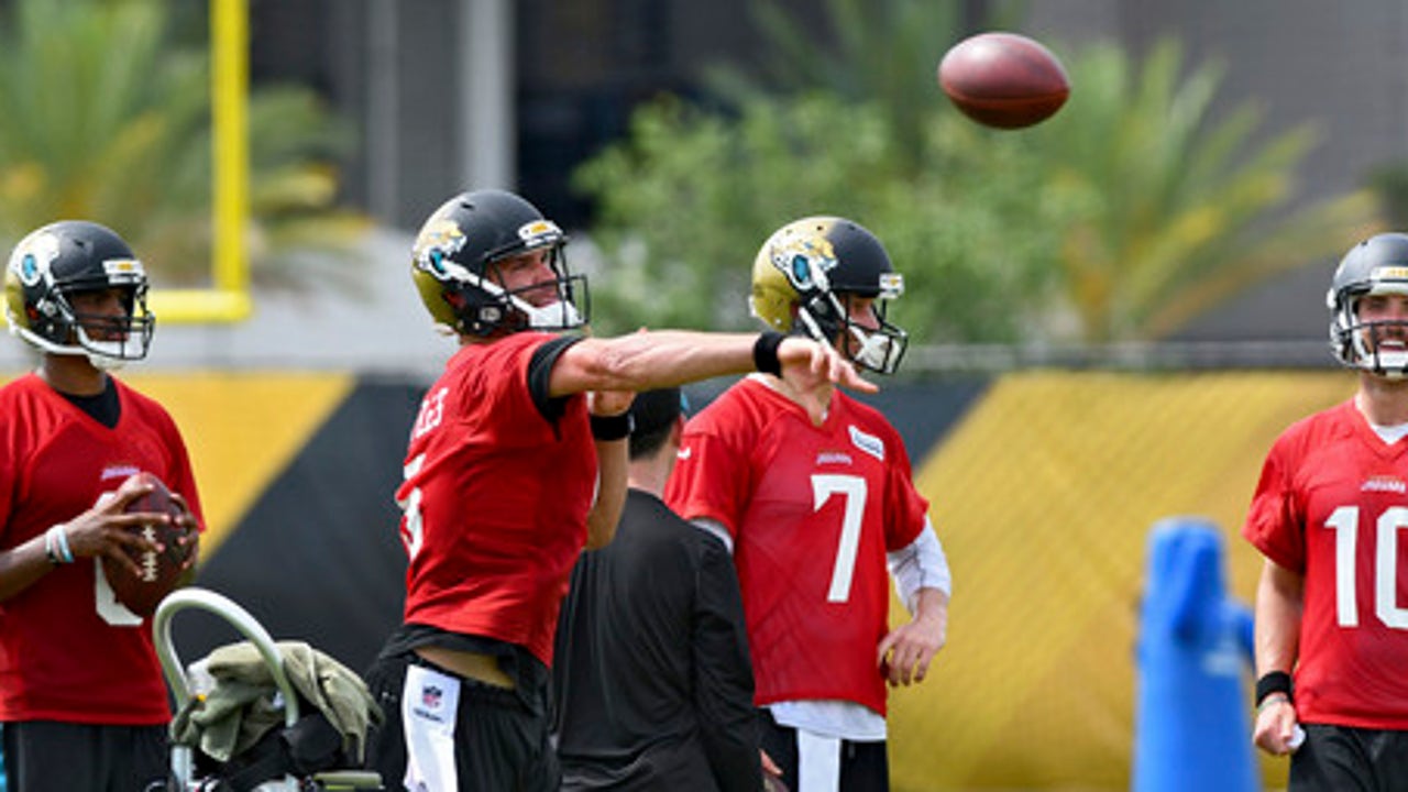 Jaguars QB Bortles returning to California for more work